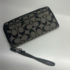 Coach Wristlet Wallet On Strap Monogram Signature Jacquard Zip Black 8" X 4.5"